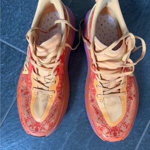 Hoka Speedgoat 6, very lightly used